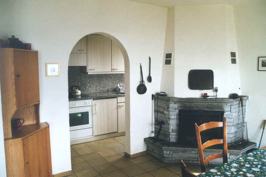 kamin.jpg (539685 bytes)